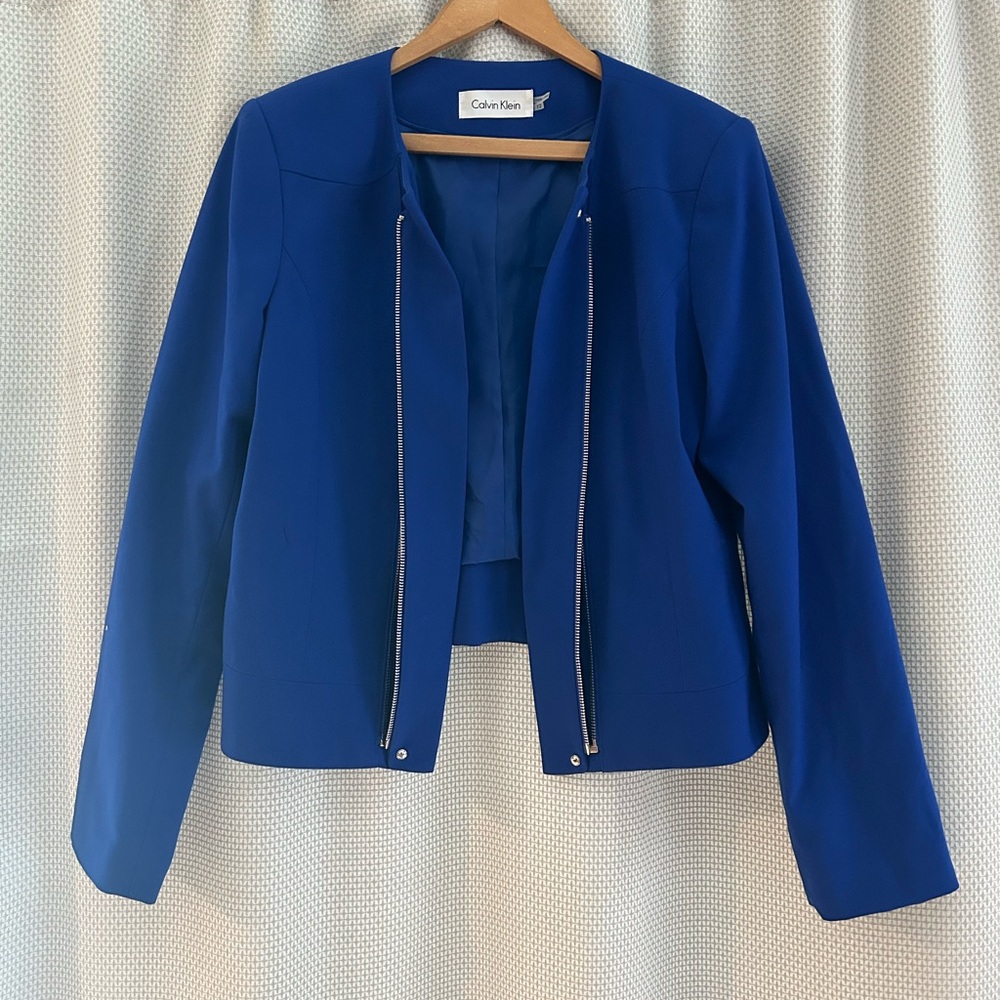 Calvin Klein Blue Blazer Modern Minimalist Design